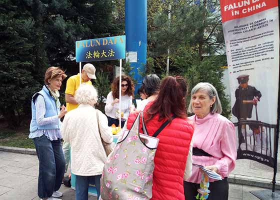 Image for article Romanya: Falun Dafa İnsanlara İyi Olmayı Öğretiyor