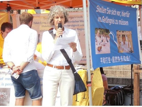 Image for article Alman Bir Uygulayıcı: Falun Dafa Gerçek Benliğime Dönmeme İzin Veriyor