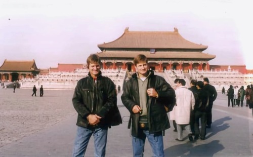 Image for article Üç Batılı Uygulayıcı Aralık 1999'da Çin'de Falun Dafa'yı Savundu (Bölüm 1/3) 