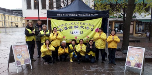 Image for article Finlandiya, Hollanda ve İsveç: Dünya Falun Dafa Günü Kutlandı ve Bilinçlendirme Faaliyetleri Düzenlendi