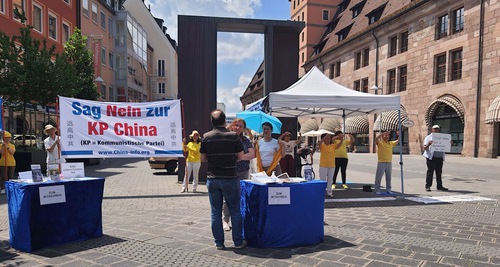 Image for article Almanya: Bavyera'da Falun Gong Tanıtım Günü Etkinlikleri Yapıldı