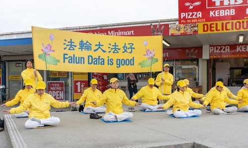 Image for article Yeni Zelanda: Uygulayıcılar Halka Falun Dafa'yı Tanıttı ve Çin'deki Zulme Farkındalığı Arttırdı
