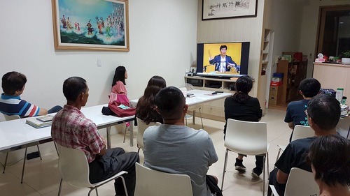 Image for article Dokuz Günlük Falun Dafa Semineri Katılımcısı: 