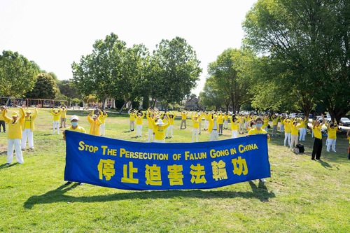 Image for article San Francisco: Uygulayıcıların Bilgi Konvoyu Çinlileri ÇKP'den Ayrılmaya Teşvik Ediyor
