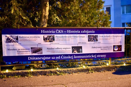 Image for article Slovakya: Çin Büyükelçiliği Önünde Yapılan Protesto ÇKP'nin Korkunç Tarihinin Gerçeğini Gösterdi