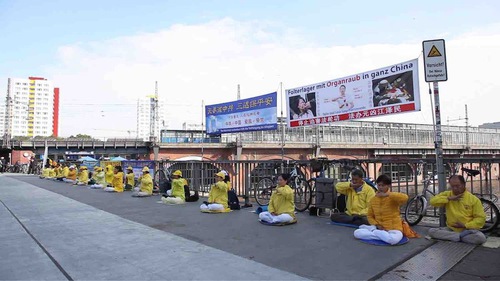 Image for article Almanya: Çin'de Falun Gong Zulmü Hakkında Farkındalık Arttırıldı