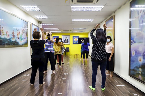 Image for article Singapur: İnsanlar Falun Dafa'yı Arıyorlar