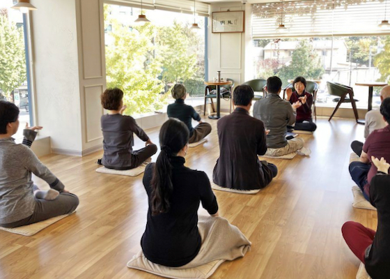 Image for article Güney Kore: Katılımcılar Dokuz Günlük Falun Dafa Grup Çalışmasını Sevdiler