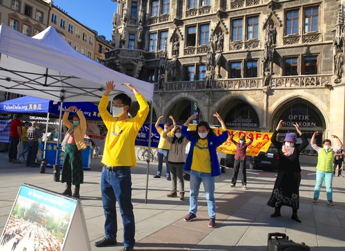 Image for article Münih: Falun Gong Aktiviteleri Pandemi Sırasında Devam Etti