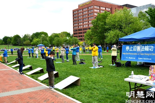 Image for article Philadelphia: Dünya Falun Dafa Günü Kutlaması