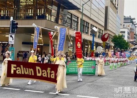 Image for article Brisbane, Queensland, Avustralya: Falun Gong Noel Geçit Töreni
