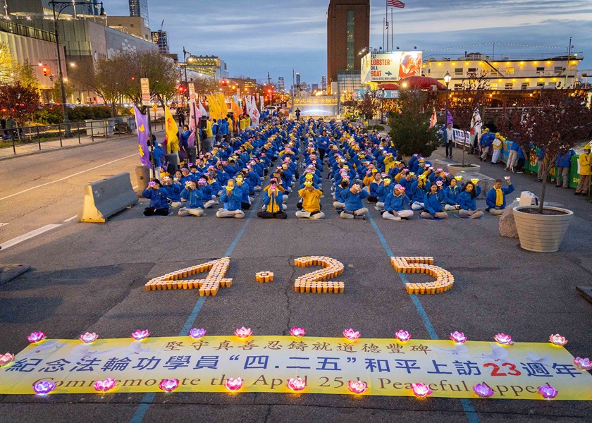 Image for article New York: 25 Nisan Barışçıl Temyizini Anmak İçin Mum Işığı Nöbeti Yapıldı