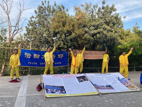 Image for article Yunanistan: Uygulayıcılar Shifu'ya Olan Minnettarlıklarını Dile Getirdiler ve İnsanlara Falun Dafa ve Zulüm Hakkında Bilgi Verdiler