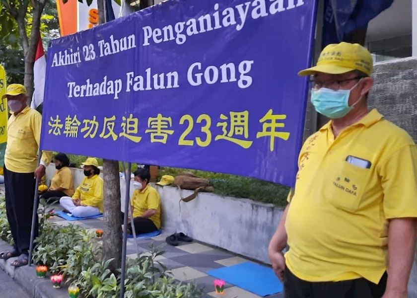 Image for article Endonezya: Falun Dafa Uygulayıcıları Çin'deki Zulmün Sona Erdirilmesi İçin Barışçıl Bir Şekilde Çağrıda Bulundular