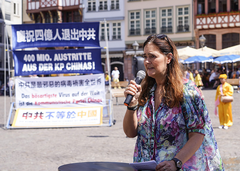 Image for article Frankfurt, Almanya: Saygın Kişiler Çin Komünist Partisi Örgütlerinden Ayrılan 400 Milyon Kişiyi Tebrik Ediyor