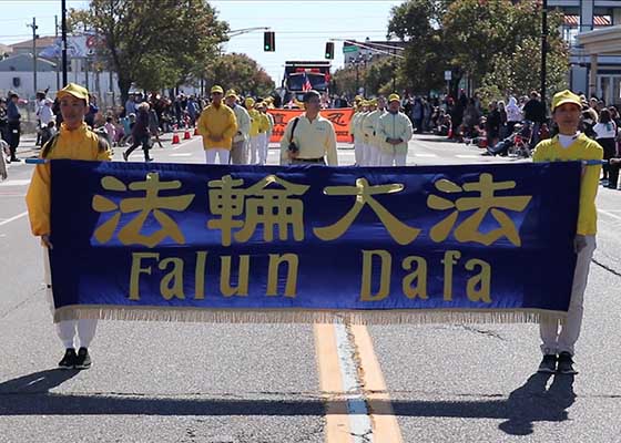 Image for article New Jersey: Falun Dafa, Ocean İlçesi Columbus Günü Geçit Törenine Katılmaya Davet Edildi