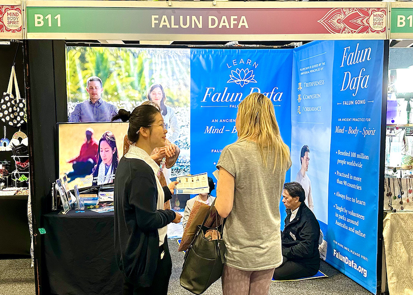 Image for article Sydney, Avustralya: İnsanlar Zihin Beden Ruh Festivalinde Falun Dafa'yı Öğrendi