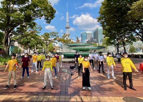 Image for article Japonya: Nagoya Festivalinde Falun Dafa'yı Tanıtıldı ve İnsanlara ÇKP'nin Zulmünü Anlatıldı