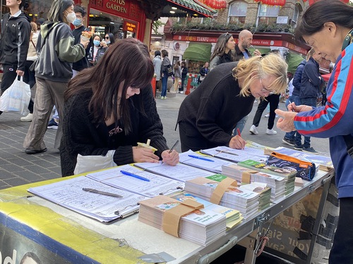 Image for article Londra, Birleşik Krallık: Çin Komünist Partisinin Falun Gong'a Karşı Yaptığı Zulmü Durdurması Gerekiyor