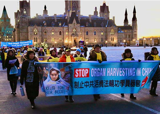 Image for article Ottawa, Kanada: Çin'deki Organ Toplama Vahşetini Protesto Mitingi