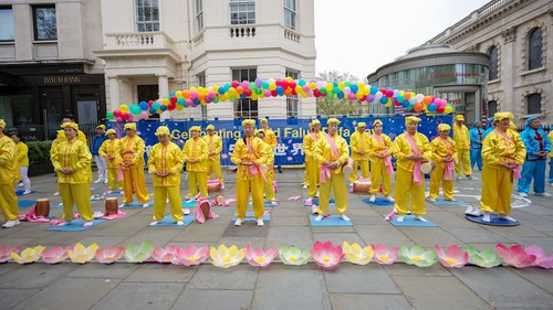 Image for article ​Londra, Birleşik Krallık: Dünya Falun Dafa Günü Kutlama Etkinlikleri Sırasında Saygın Kişilerden ve Halktan Destek Sesleri Yükseldi