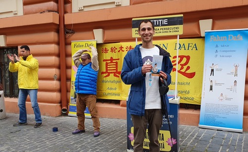 Image for article Braşov, Romanya: Dünya Falun Dafa Günü Kutlandı