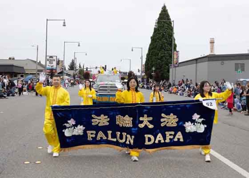 Image for article ​Falun Dafa, Marysville Çilek Festivali'nde İyi Karşılandı