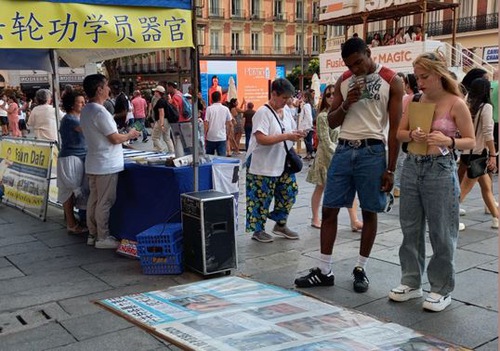 Image for article Madrid, İspanya: İnsanlar ÇKP'yi Kınadı