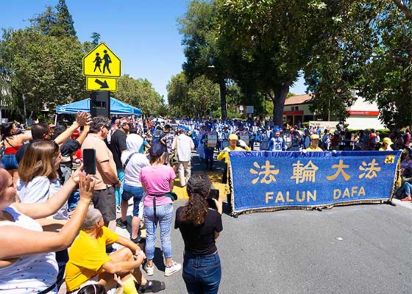 Image for article ​Kaliforniya, ABD: Falun Dafa Uygulayıcıları Bağımsızlık Günü Geçit Törenlerinde Övgü Aldı