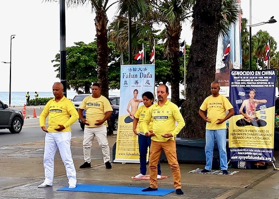 Image for article ​Dominik Cumhuriyeti: Uygulayıcılar ÇKP'nin Zulmünün Durdurulması Çağrısında Bulunuyor