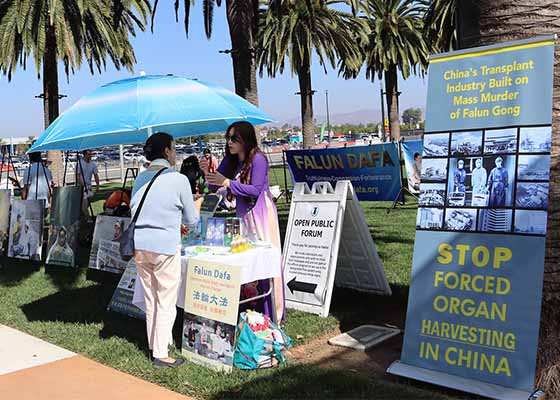 Image for article ​Kaliforniya: Irvine Küresel Köy Festivalinde Falun Dafa Tanıtımı