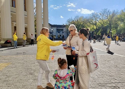 Image for article Sırbistan: Subotica'da Falun Dafa'nın Tanıtımı Yapıldı