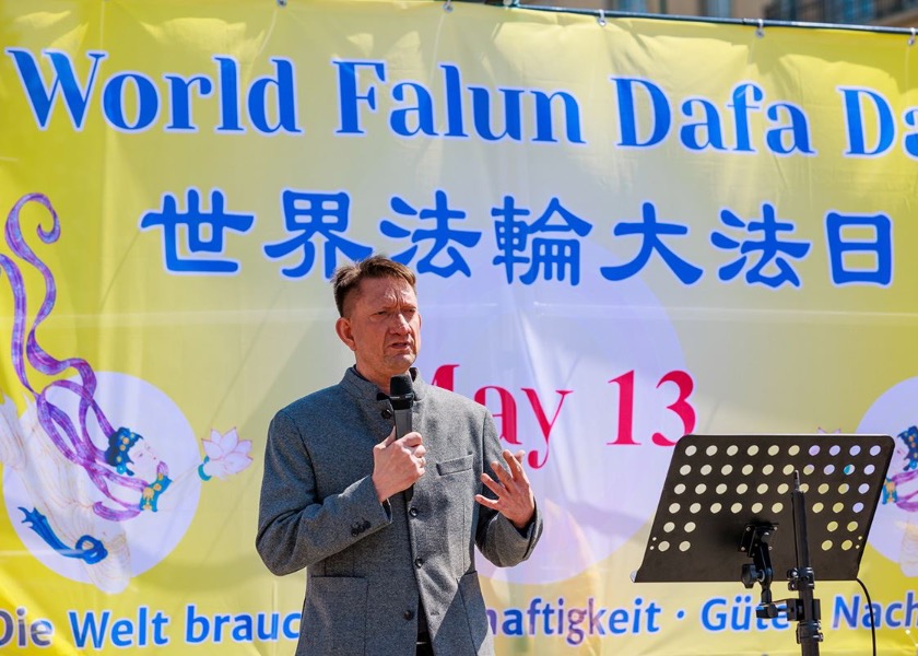 Image for article ​Berlin, Almanya: Eyalet Parlamentosu Üyesi, Gözaltındaki Falun Gong Uygulayıcısını Serbest Bırakması İçin ÇKP'ye Baskı Yapmaya Devam Ediyor