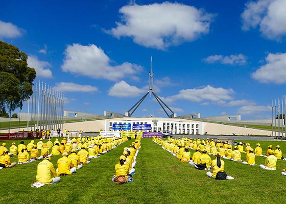 Image for article ​Avustralya: Capital Hill'deki Mitingde Çin'deki Zulmün Sona Erdirilmesi Çağrısında Bulunuldu