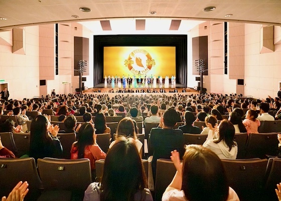 Image for article Shen Yun Altı Şehirde Süren Tayvan Turunu Bitirdi İzleyiciler Gösteriyi “Güzel, Kibar ve Gerçek” Çin Kültürü Olarak Nitelendirdi