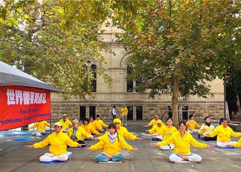 Image for article ​Adelaide, Güney Avustralya: Falun Dafa Uygulayıcıları 25 Nisan Temyizini Andılar