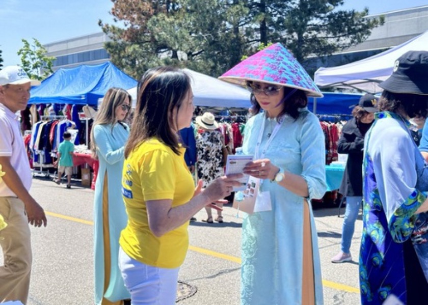 Image for article ​Kanada: Halk Saygon Parkı Yıldönümü Etkinliği Sırasında Falun Dafa'yı Deneyimledi