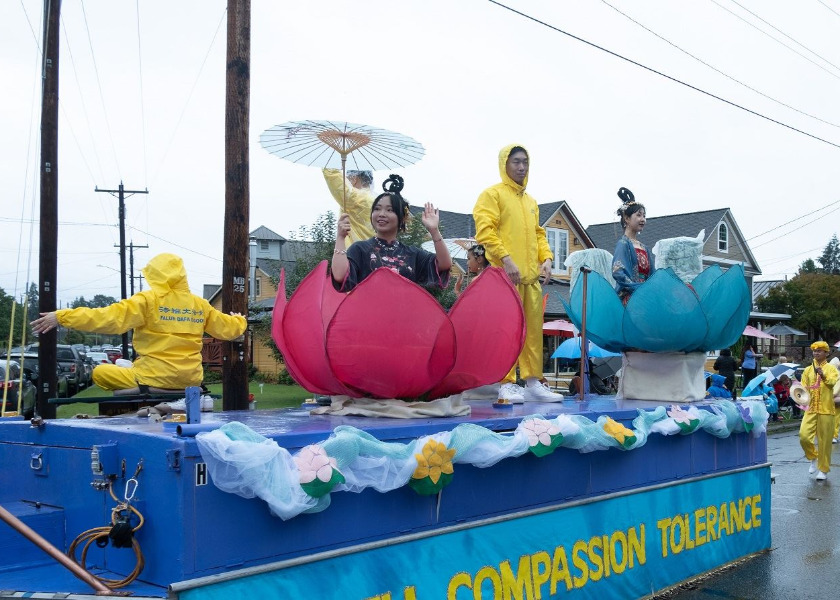 Image for article ​Washington Eyaleti: Falun Dafa Fuar Günleri Geçit Töreninde İyi Karşılandı