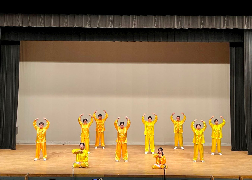 Image for article ​Japonya: Falun Dafa Grubu Uluslararası Hiroşima Festivali'nde Sahneye Çıktı