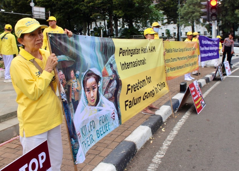 Image for article ​Endonezya’da Düzenlenen Mitingle, ÇKP'nin Falun Gong'a Yaptığı Zulmün Sona Erdirilmesi Çağrısında Bulunuldu