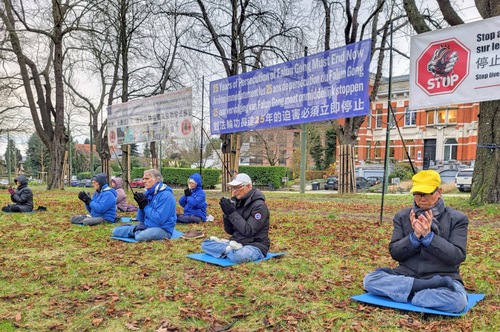 Image for article Belçika: İnsan Hakları Günü'nde Çin Büyükelçiliği Önünde Barışçıl Bir Protesto Düzenlendi