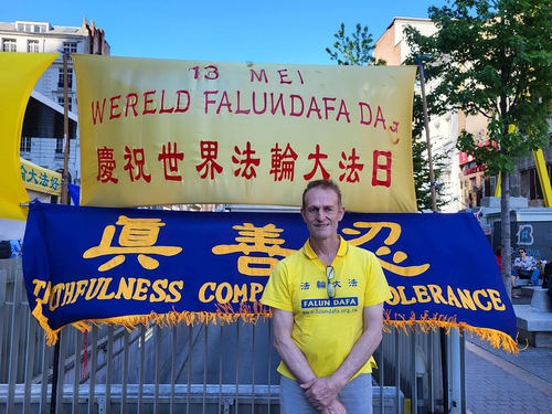 Image for article Belçika’daki Uygulayıcılar Falun Dafa’nın Hayatlarını Nasıl Dönüştürdüğünü Anlattı