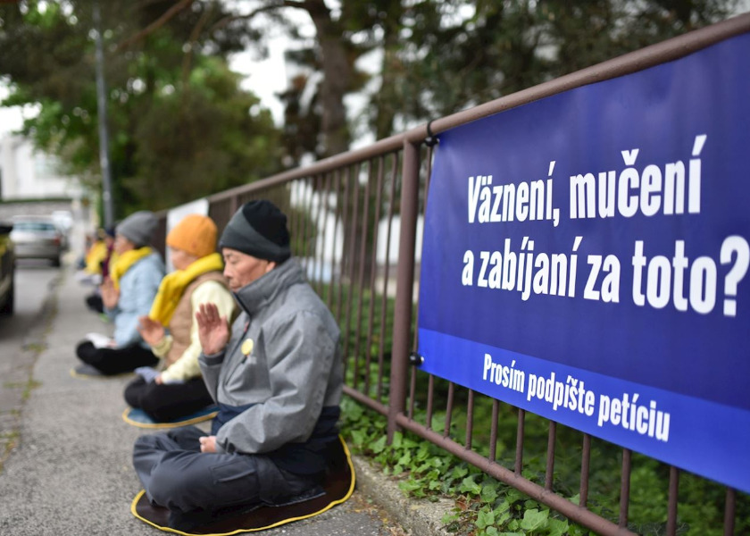 Image for article Slovakya: Uygulayıcılar 25 Nisan Çağrısını Andı