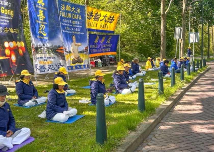 Image for article Hollanda: Lahey'de Yapılan Miting İle 25 Nisan Çağrısı Anıldı