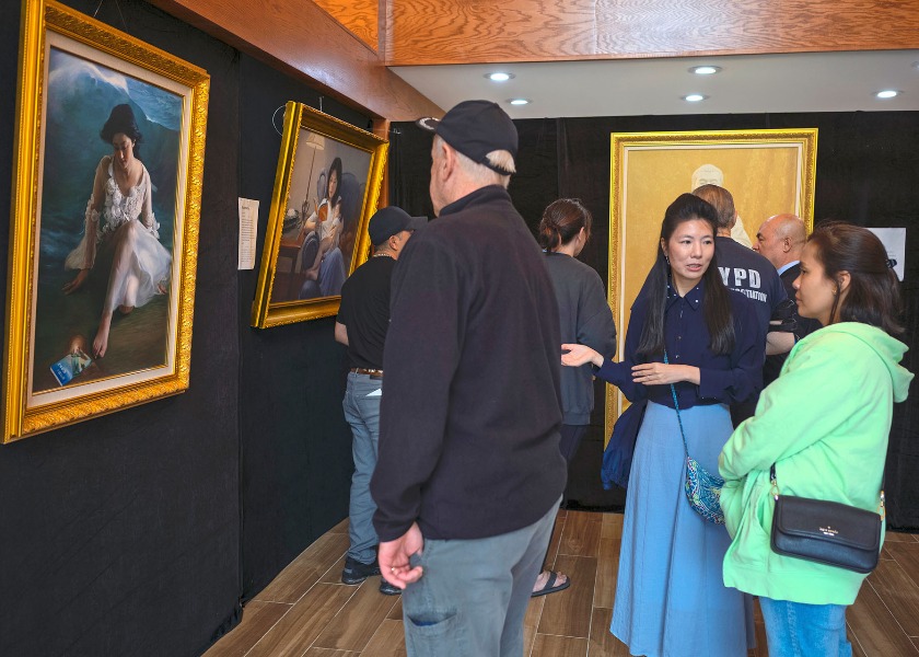 Image for article ​New York: Güzel Amerika Festivali’nde Düzenlenen Sanat Sergisi Ziyaretçilerin Kalplerine Dokundu