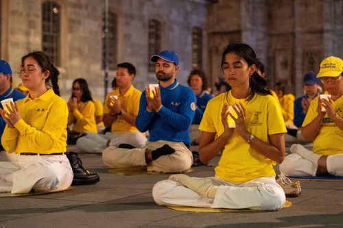 Image for article Avusturya: Zulme Karşı Farkındalığı Artırma Faaliyetleri Sırasında İnsanlar Falun Gong'u Destekledi
