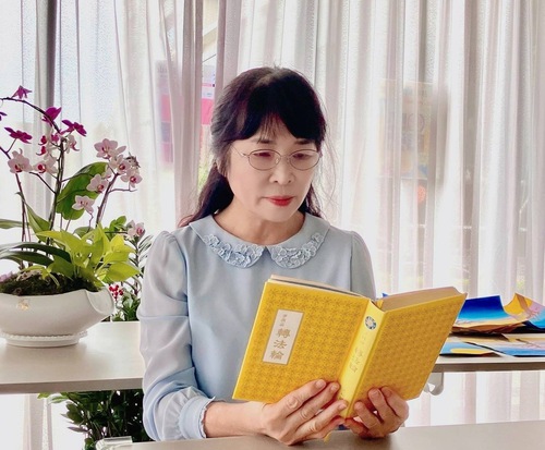 Image for article ​“Kaplan Anne” Falun Dafa ile Dönüştü