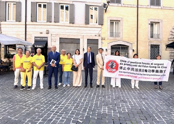 Image for article İtalya: Roma'daki Mitinglerde Liderler ÇKP'nin Zorla Organ Alımını Kınadı