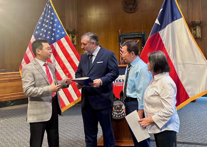 Image for article ​Teksas Eyaletinden On Milletvekili, Senatör Cruz'u Falun Gong’u Koruma Yasası'nı İlerletmesi İçin Teşvik Etti