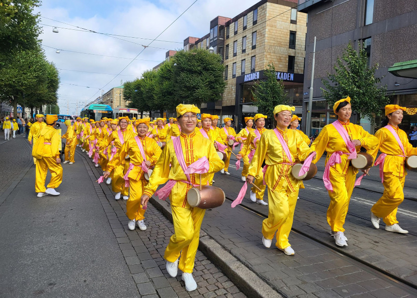 Image for article Göteborg'da Falun Dafa'nın İsveç'te Tanıtılmasının 30. Yıldönümü Kutlandı